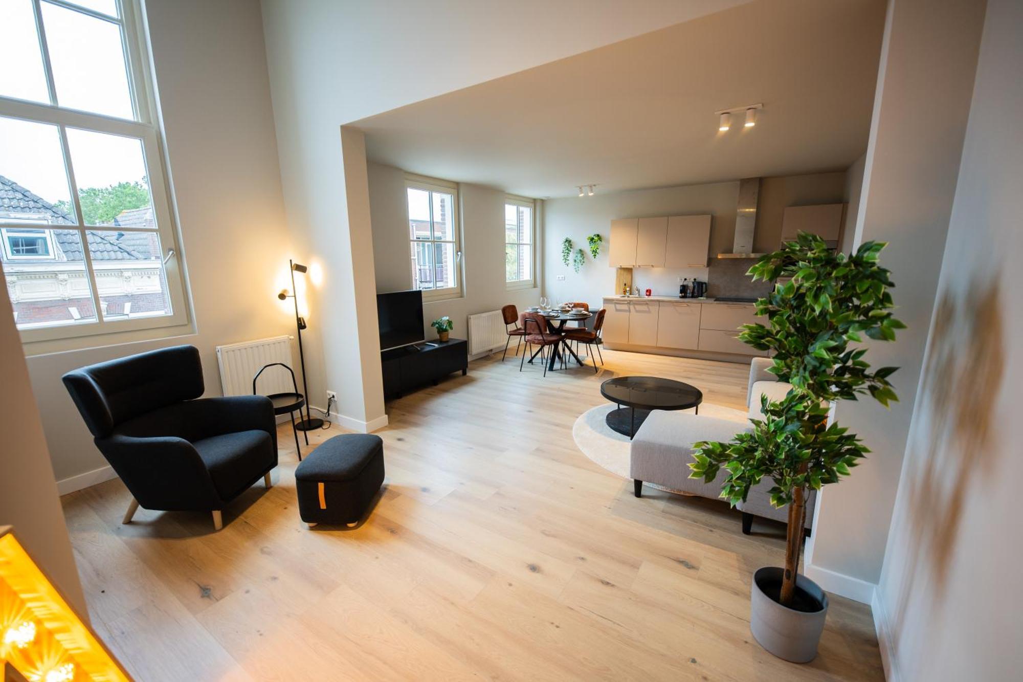2e 3e Pijnackerstraat Apartment *
