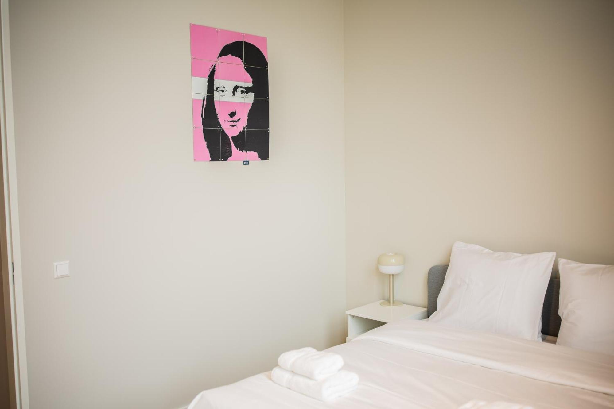 2e 3e Pijnackerstraat Apartment Rotterdam
