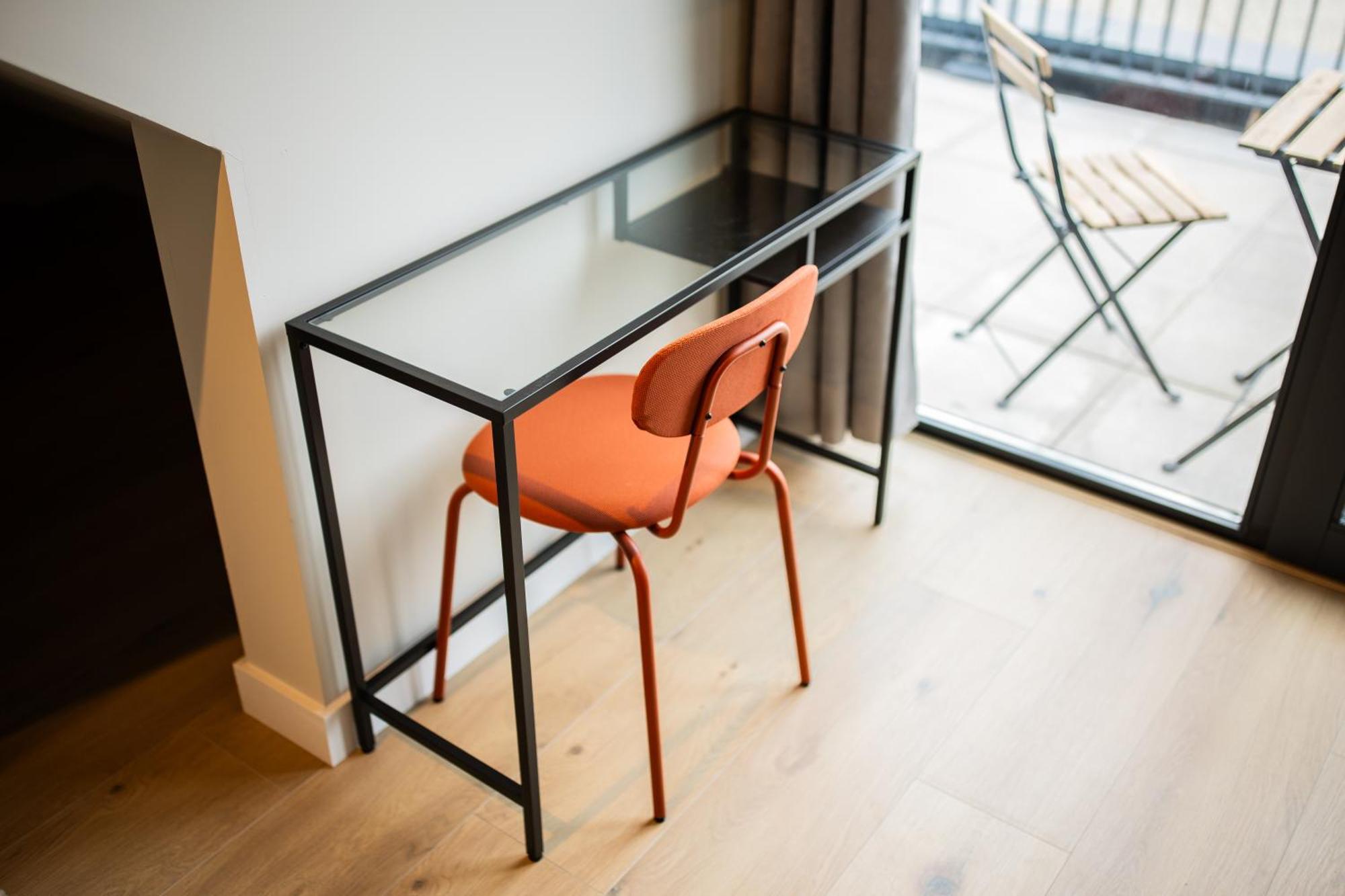 Apartment 2e 3e Pijnackerstraat *