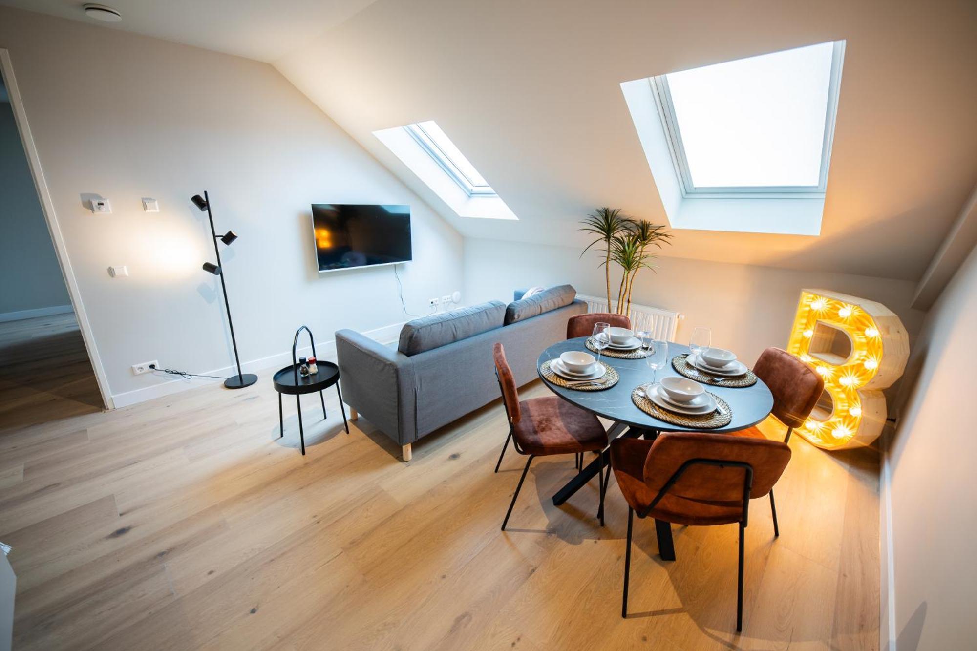 2e 3e Pijnackerstraat Apartment *